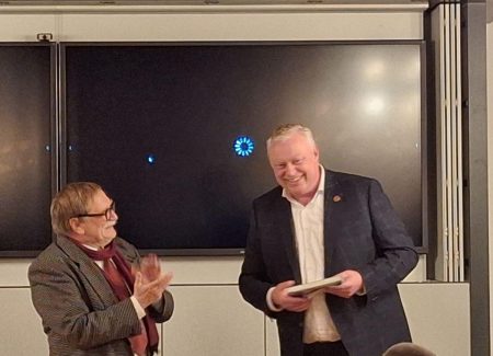 20251205 Buchvorstellung05 Foto E.Drews  (1)